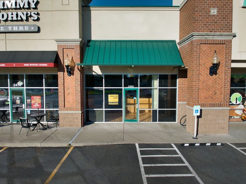 2420 1st St, Cheney, WA à louer - Photo du bâtiment - Image 2 de 6