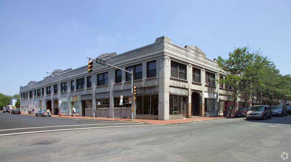 109-121 Chestnut St, Springfield, MA à vendre - Photo principale - Image 1 de 1