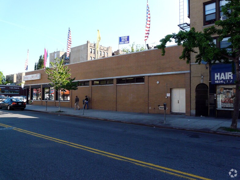 1650 Crosby Ave, Bronx, NY à louer - Photo du bâtiment - Image 2 de 3