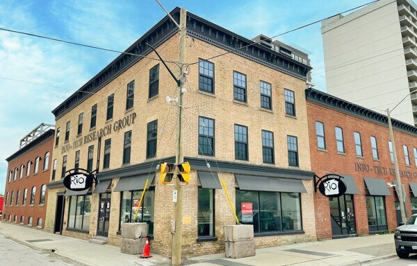 45 King St, London, ON à louer Photo du bâtiment- Image 1 de 17