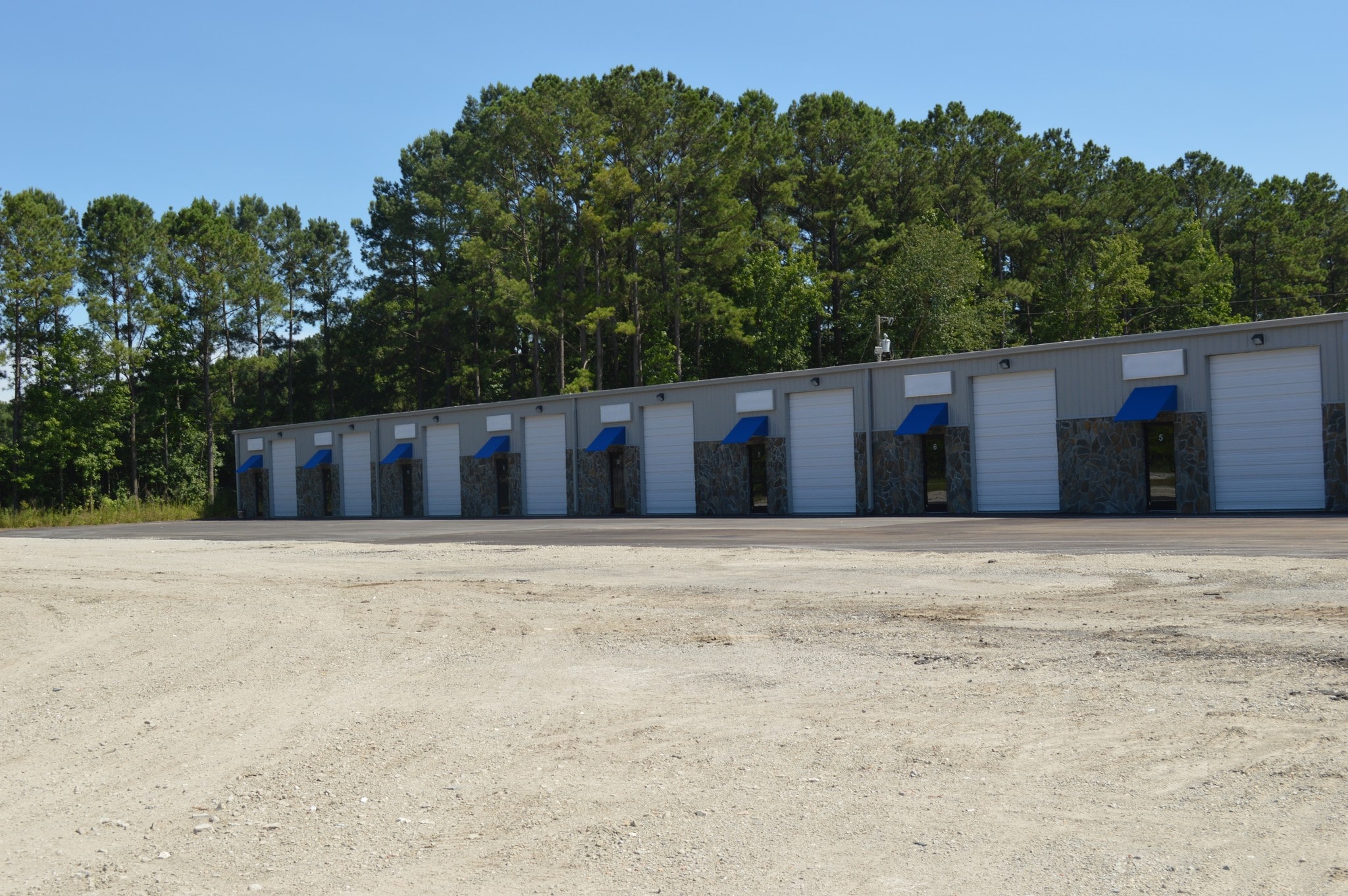 305 Blue Creek School Rd, Jacksonville, NC à louer Photo du bâtiment- Image 1 de 1