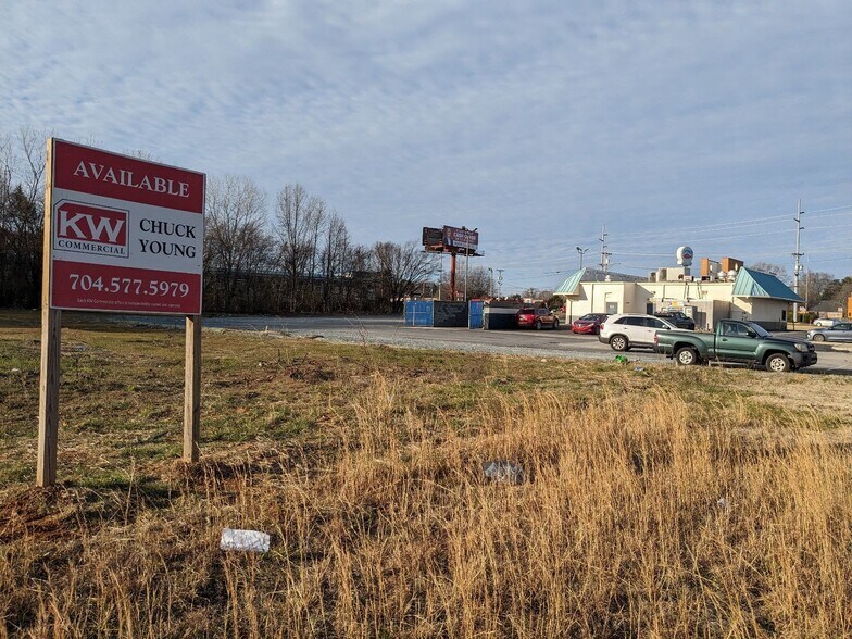 W. Roosevelt & Stafford St, Monroe, NC for lease - Building Photo - Image 2 of 4
