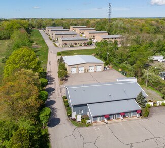Plus de détails pour 376 Dry Bridge Rd, North Kingstown, RI - Industriel à vendre