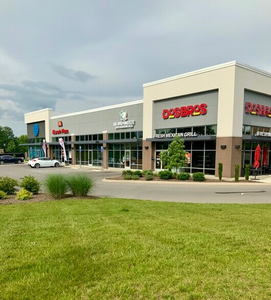 430-464 Highway 46 S, Dickson, TN à louer - Photo du bâtiment - Image 3 de 4