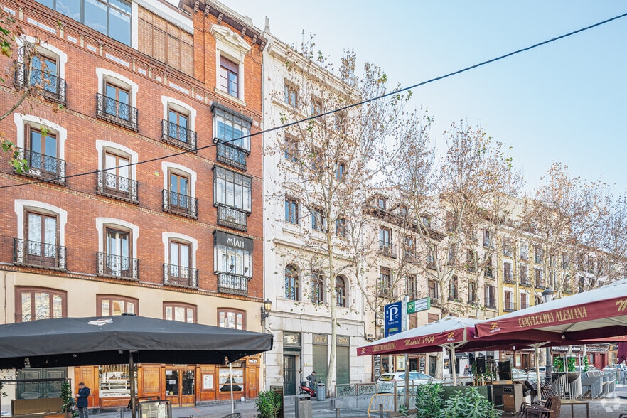 Plaza de Santa Ana, 7, Madrid, Madrid for lease - Building Photo - Image 2 of 2