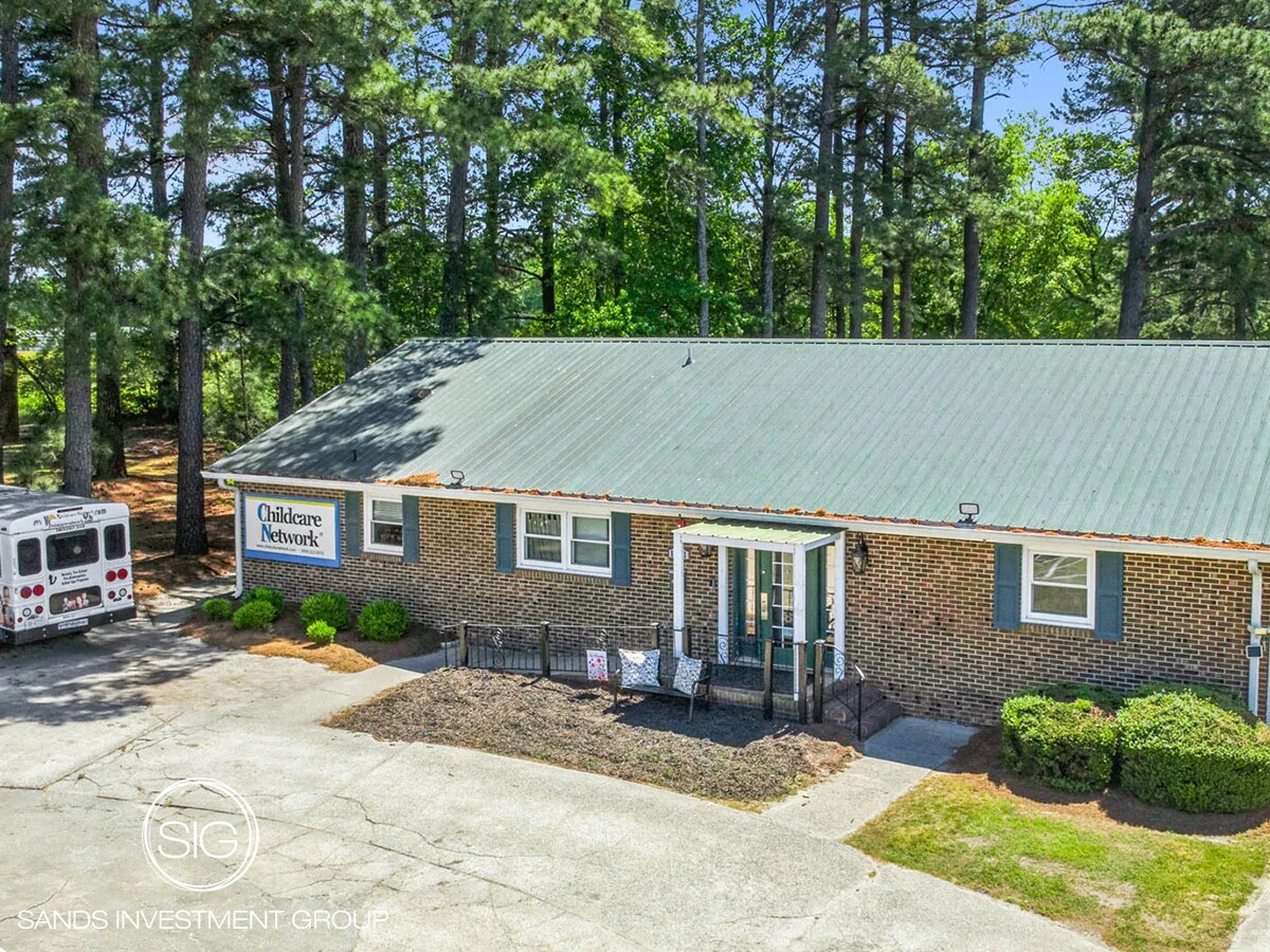 1201 S Pollock St, Selma, NC à vendre Photo du bâtiment- Image 1 de 6