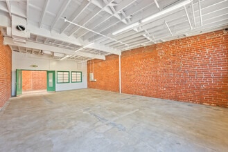 2440 S Sepulveda Blvd, Los Angeles, CA à louer Photo intérieure- Image 1 de 4