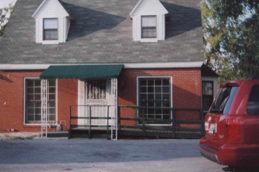 1737 E Walnut St, Springfield, MO for sale Primary Photo- Image 1 of 9