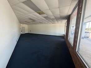 2831 S Main St, High Point, NC for lease Interior Photo- Image 2 of 3