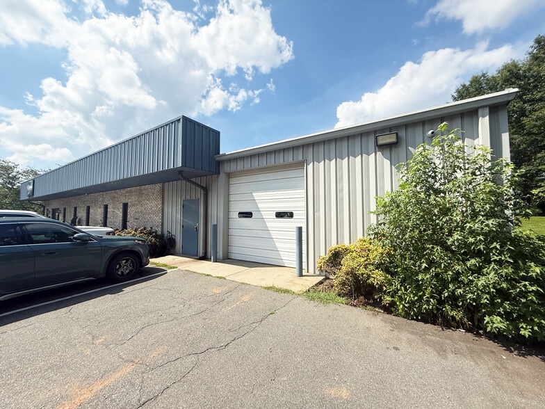 130 Back Forty Dr, Winston-Salem, NC for lease - Building Photo - Image 2 of 9