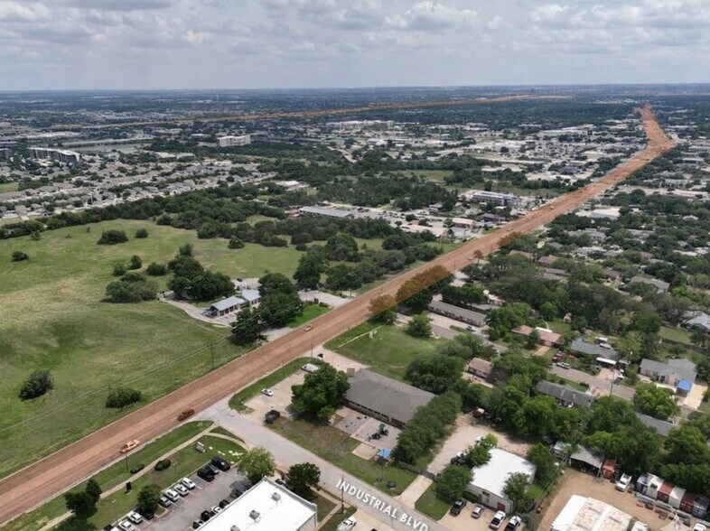 1601 N Bell Blvd, Cedar Park, TX à vendre - Photo du bâtiment - Image 1 de 1