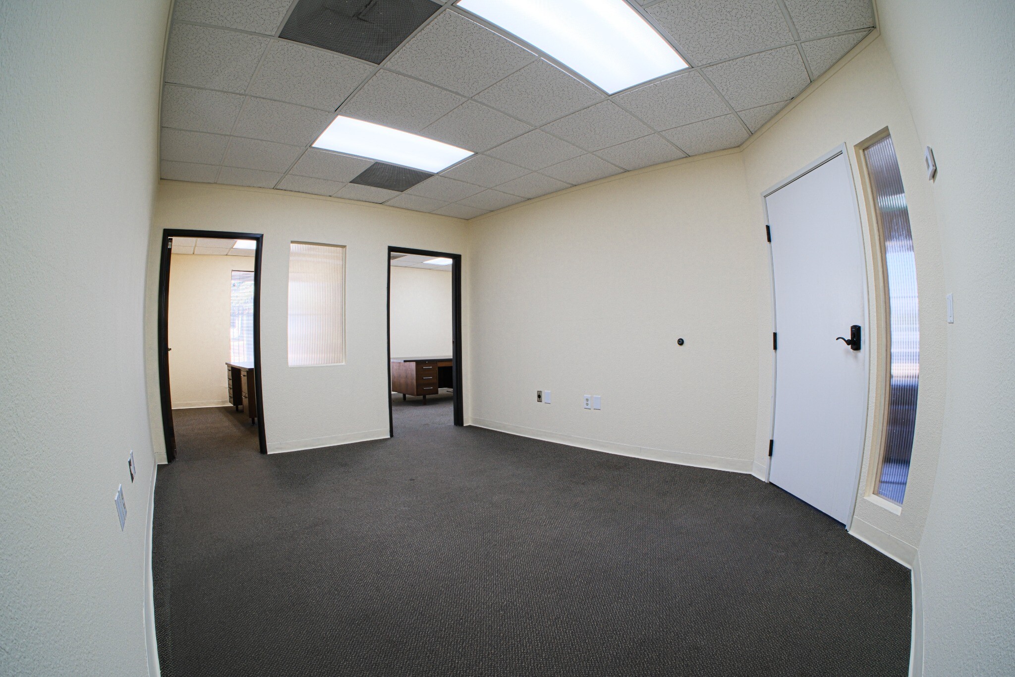 6151 Fair Oaks Blvd, Carmichael, CA for lease Interior Photo- Image 1 of 7