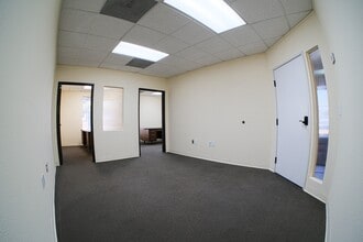 6151 Fair Oaks Blvd, Carmichael, CA for lease Interior Photo- Image 1 of 7
