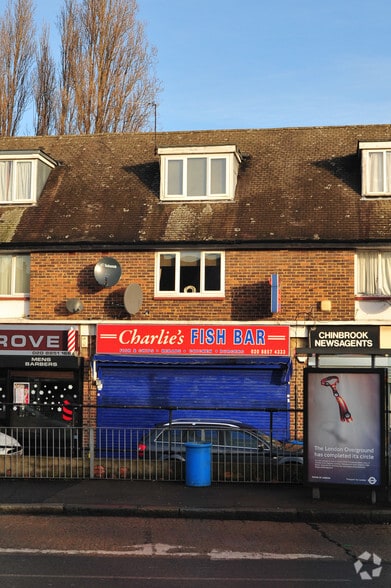 105 Chinbrook Rd, London for lease - Primary Photo - Image 1 of 3