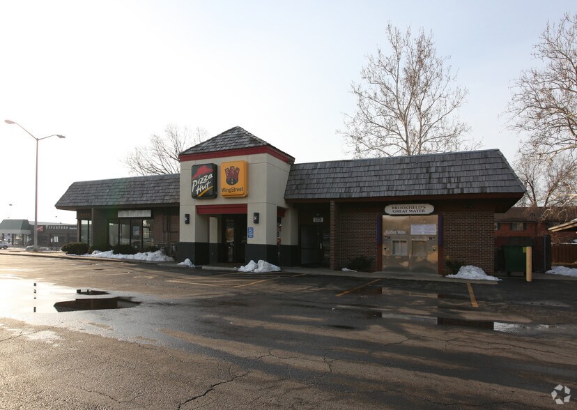 5695-5701 W 95th St, Overland Park, KS for sale - Building Photo - Image 3 of 4