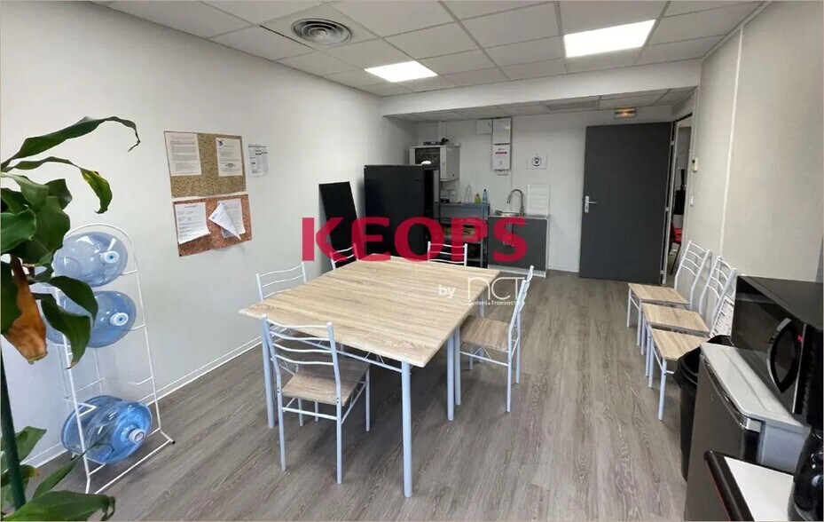 Office in Labège for lease - Building Photo - Image 3 of 5