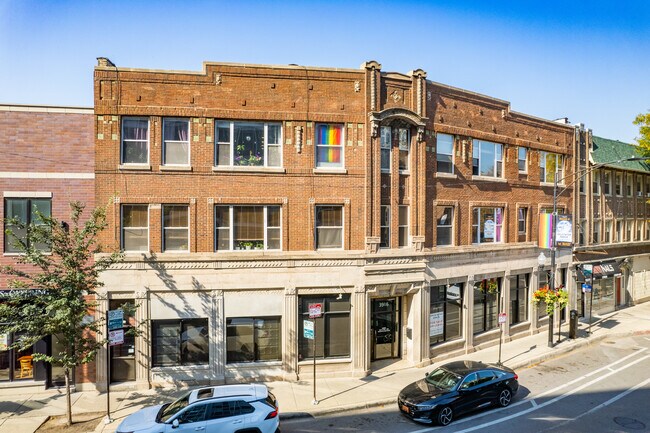 Plus de détails pour 3916 N Broadway St, Chicago, IL - Commerce de détail à vendre