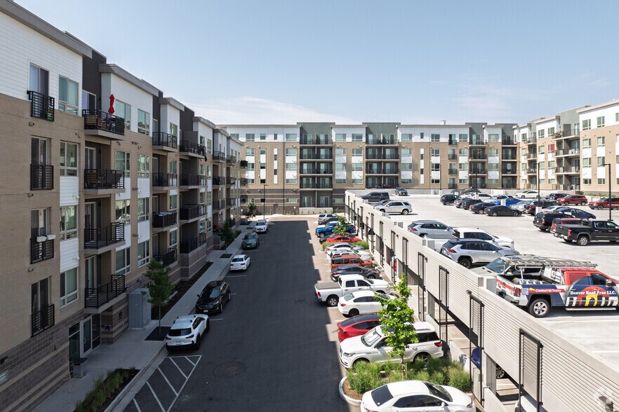 10900 High Note Ave, Lone Tree, CO à louer - Photo du bâtiment - Image 3 de 35