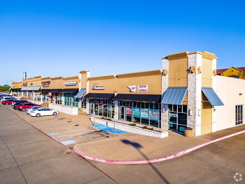 2916 N US Highway 75, Sherman, TX à louer - Photo principale - Image 1 de 32