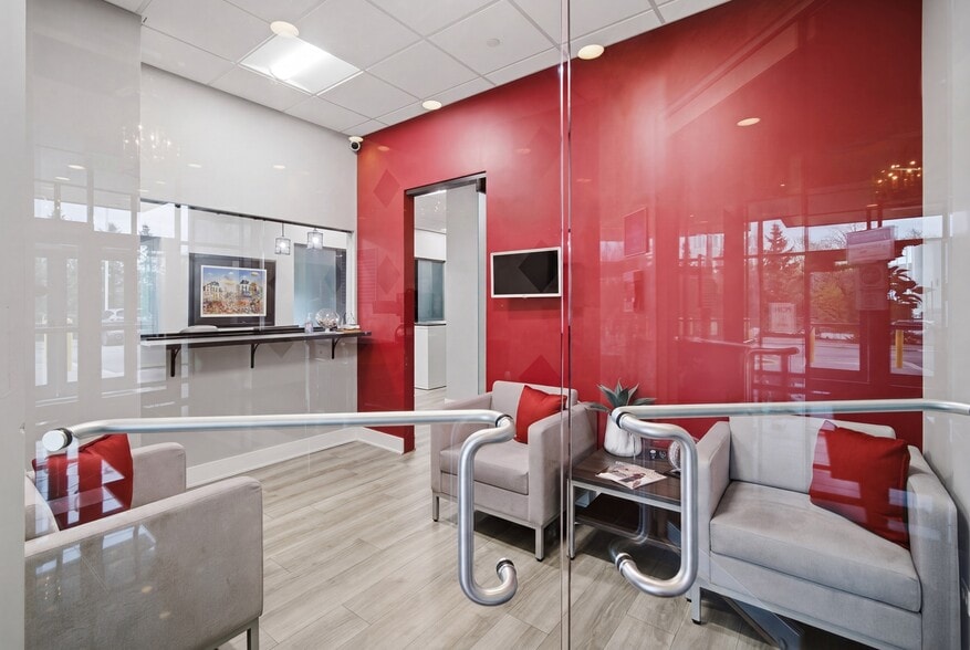 795 Ela Rd, Lake Zurich, IL à louer - Hall d’entrée - Image 3 de 22