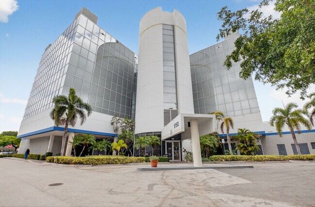 Plus de détails pour 5150 Linton Blvd, Delray Beach, FL - Bureau/Médical à louer