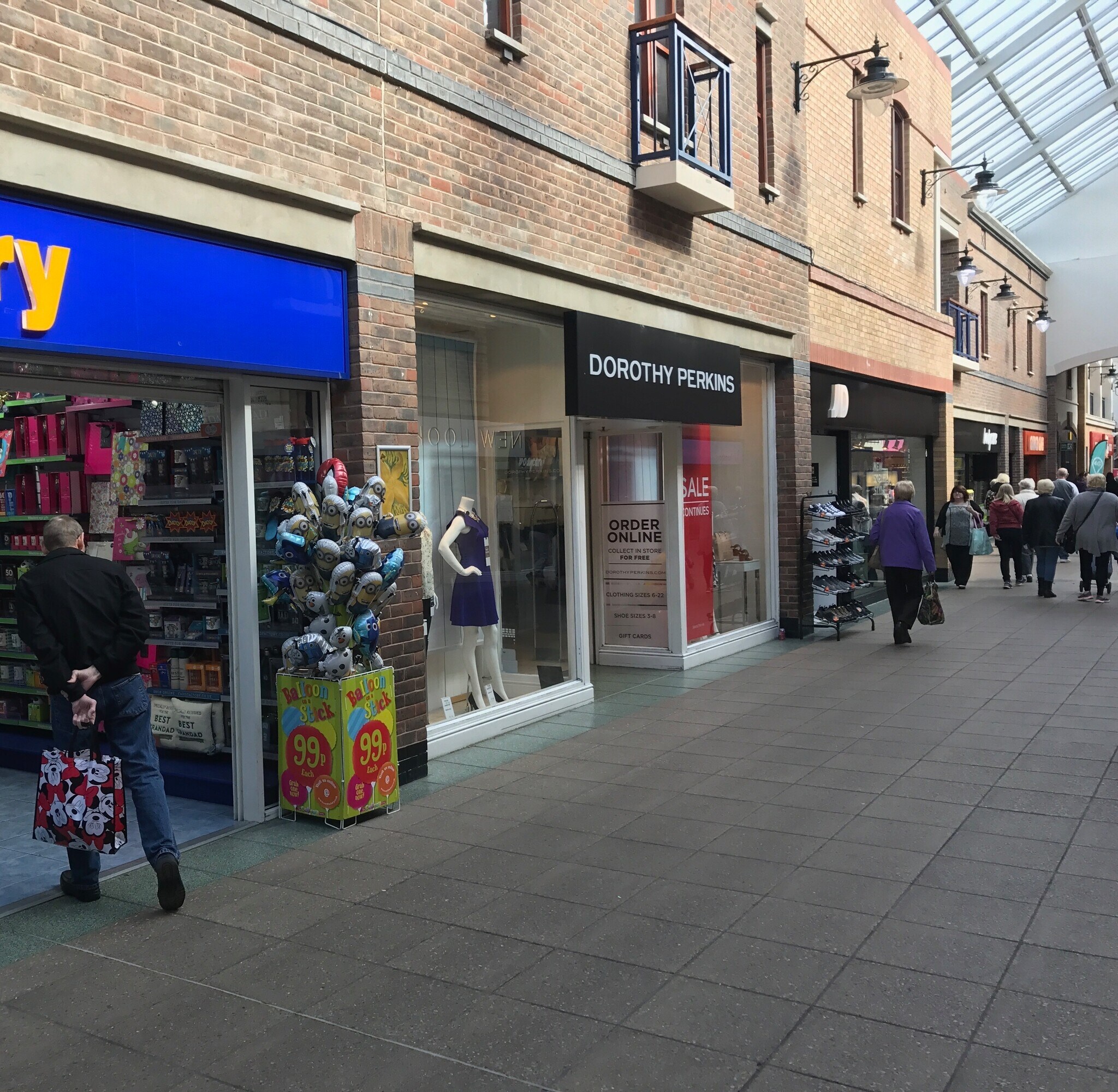 Carlton Ln, Castleford for lease Building Photo- Image 1 of 1