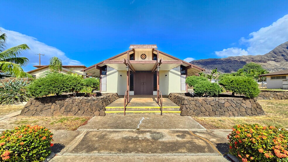 85-762 Old Government Rd, Waianae, HI à vendre - Photo du bâtiment - Image 1 de 25