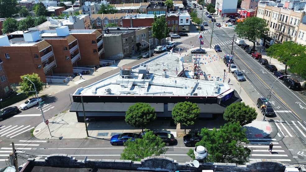 3102 44th St, Astoria, NY for sale - Aerial - Image 1 of 5