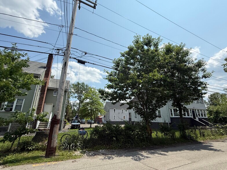 22-24 Beaver Ct, Framingham, MA à vendre - Photo du bâtiment - Image 2 de 3