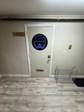 520 Main St, Waltham, MA à louer Photo intérieure- Image 1 de 4