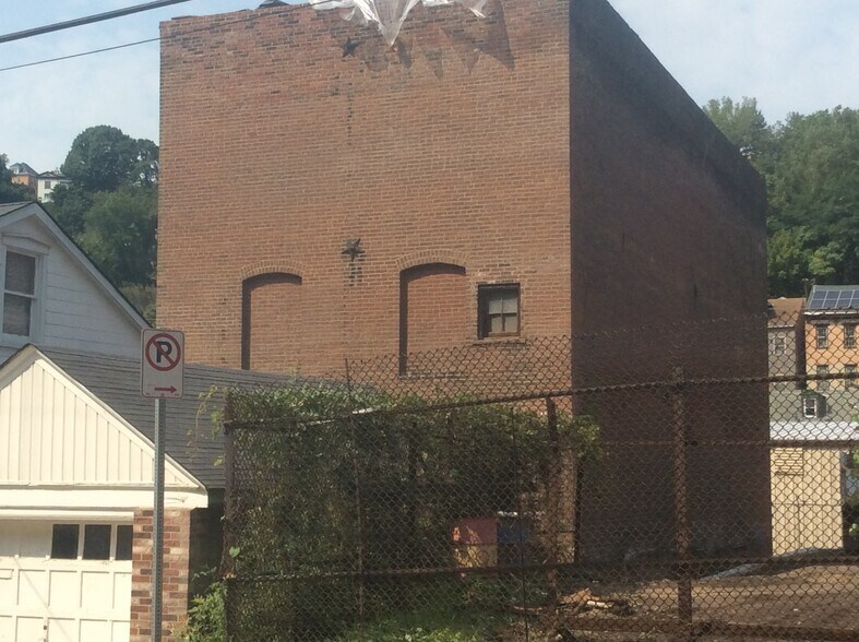 1239 Welser Way, Pittsburgh, PA à vendre - Photo du bâtiment - Image 2 de 9