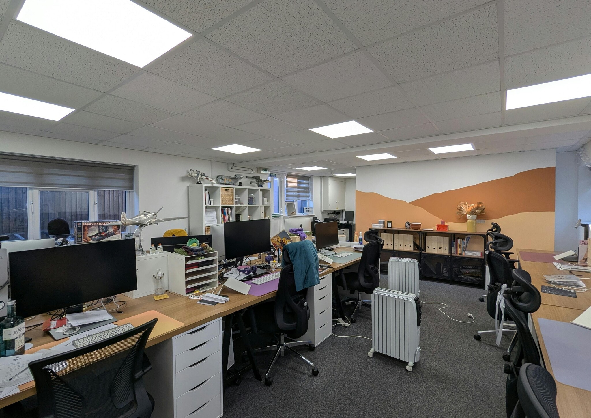 The Green, Elstead for lease Interior Photo- Image 1 of 3