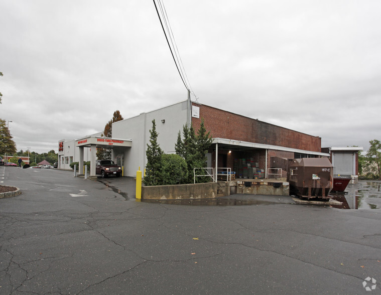 440 E Sandford Blvd, Mount Vernon, NY à louer - Photo du bâtiment - Image 1 de 12