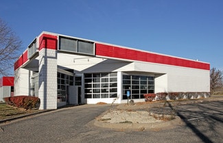 Plus de détails pour 1955 County Road D E, Maplewood, MN - Commerce de détail à louer