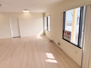 1496 Boston Post Rd, Milford, CT for lease Interior Photo- Image 1 of 5