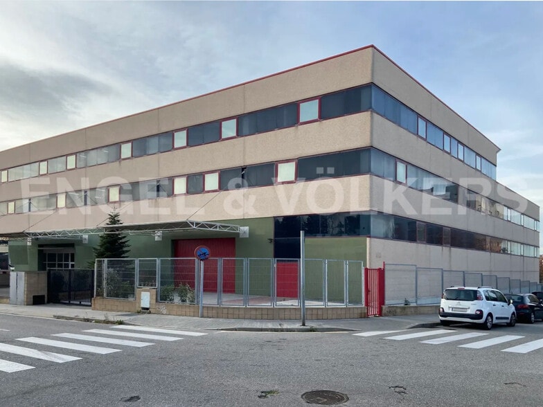 Industrial in Badalona, Barcelona for sale - Building Photo - Image 1 of 5