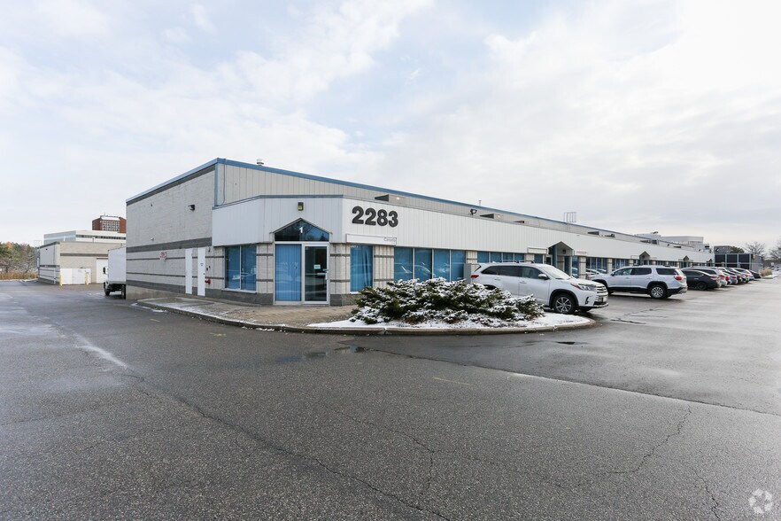 2283 Argentia Rd, Mississauga, ON for sale - Primary Photo - Image 1 of 1