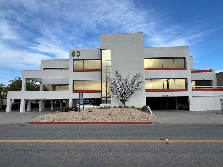 80 Wood Rd, Camarillo, CA for lease - Building Photo - Image 2 of 7