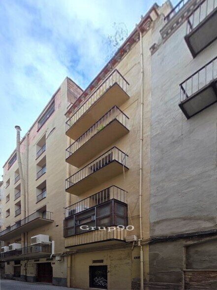 Immeuble residentiel dans Lleida, Lérida à vendre - Photo du bâtiment - Image 2 de 15