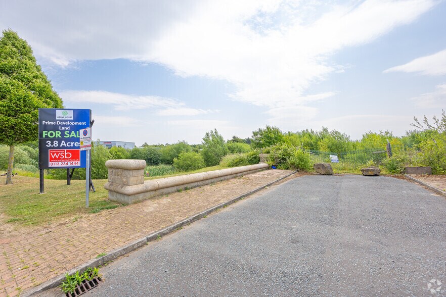 Grove Ct, Wakefield à vendre - Photo du bâtiment - Image 1 de 4