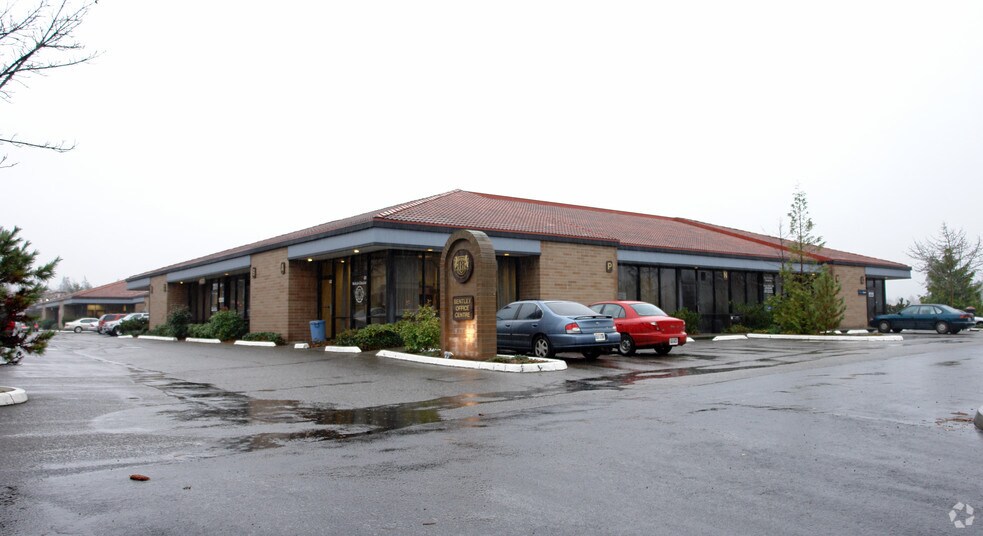 4610 200th St SW, Lynnwood, WA à louer - Photo du bâtiment - Image 2 de 2