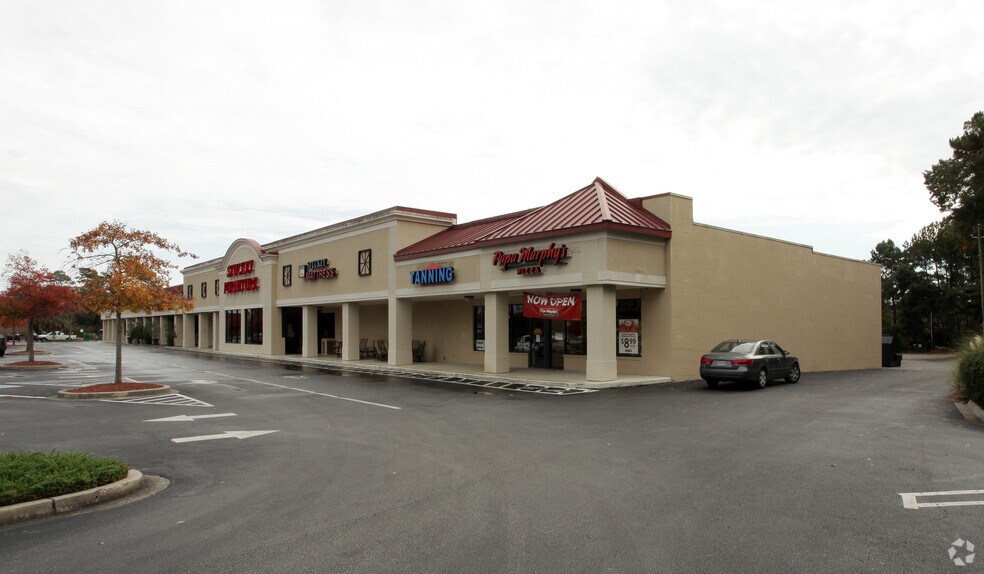 1119 Johnnie Dodds Blvd, Mount Pleasant, SC à louer - Photo du bâtiment - Image 2 de 4