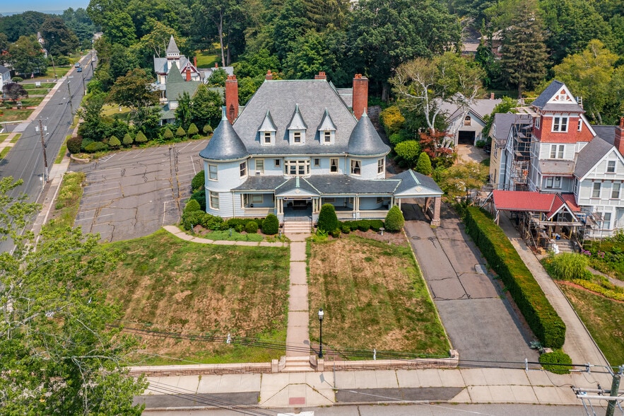 76 Prospect St, Vernon, CT for sale - Building Photo - Image 3 of 40