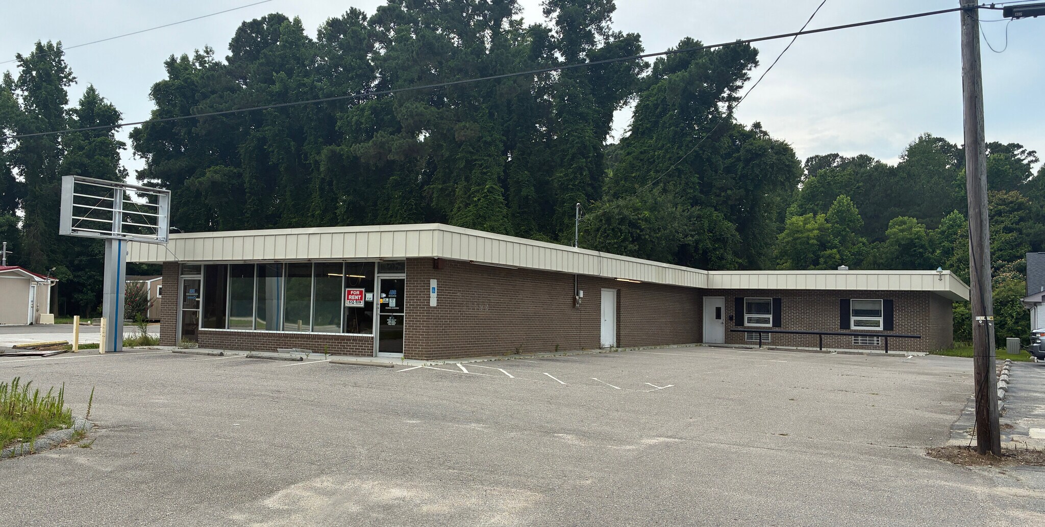 207 Us-117 Hwy S, Burgaw, NC à louer Photo du bâtiment- Image 1 de 3