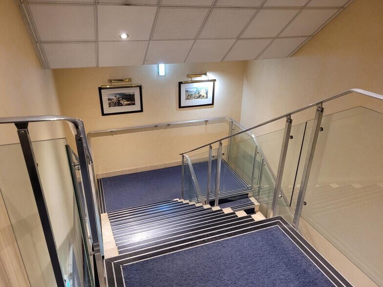 Carlyle Rd, Kirkcaldy à louer - Photo du bâtiment - Image 3 de 11