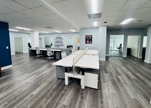 3511 W Commercial Blvd, Fort Lauderdale, FL for lease Interior Photo- Image 1 of 4