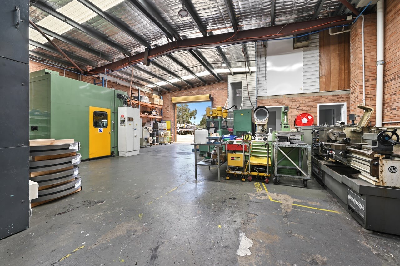 2 Field Cl, Moorebank, NSW 2170 - Unit 1 - - Interior Photo - Image 1 of 6