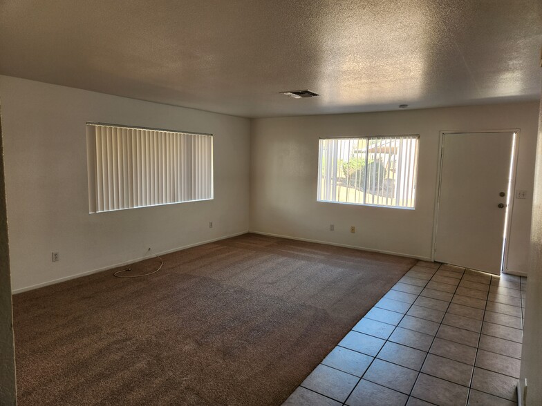 5227 Greene Ln, Las Vegas, NV à vendre - Photo int rieure - Image 3 de 12