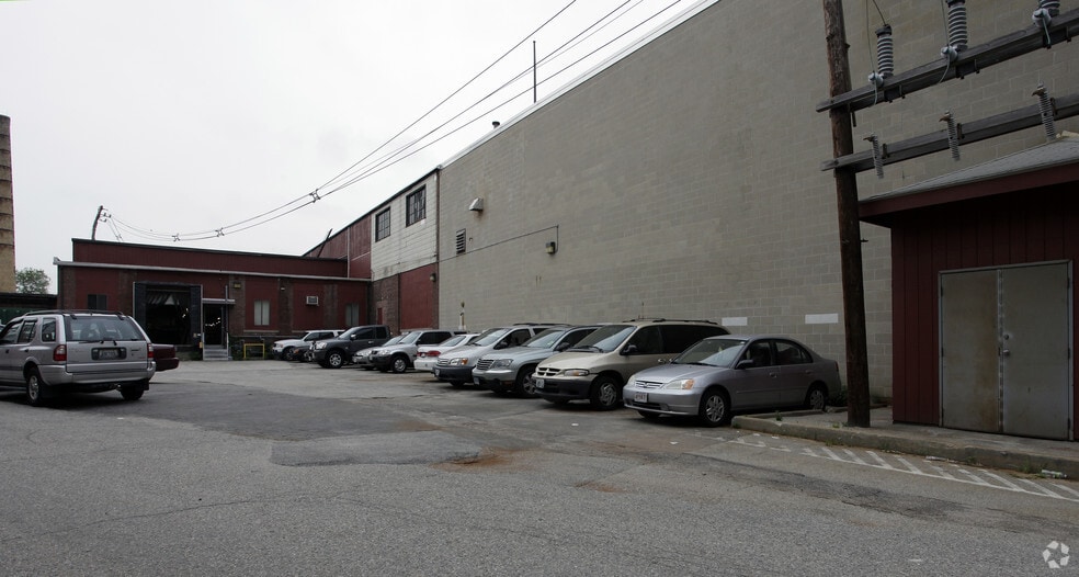 1485 Elmwood Ave, Cranston, RI for sale - Building Photo - Image 2 of 3