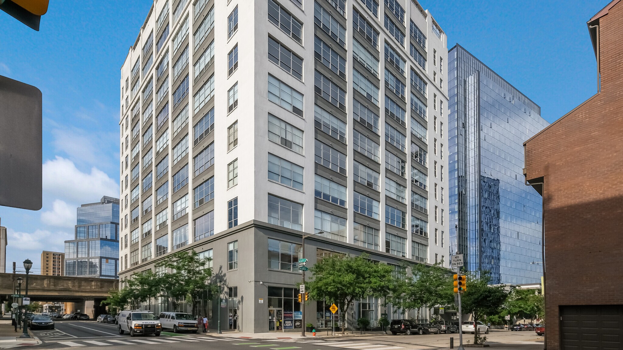 2200 Arch St, Philadelphia, PA à vendre Photo du bâtiment- Image 1 de 16